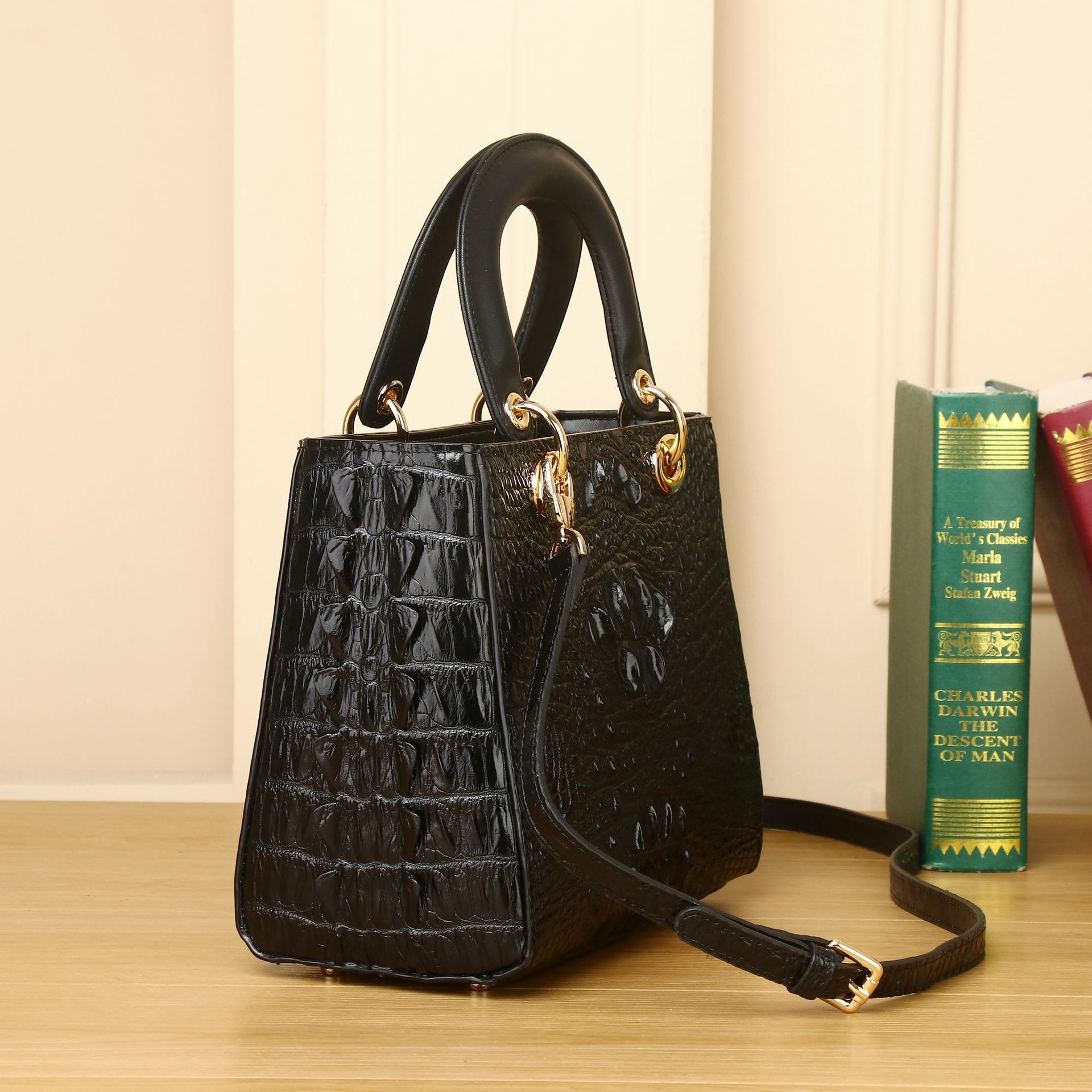 New Crocodile Pattern Luxury D - Interior Design High End reseña y precio