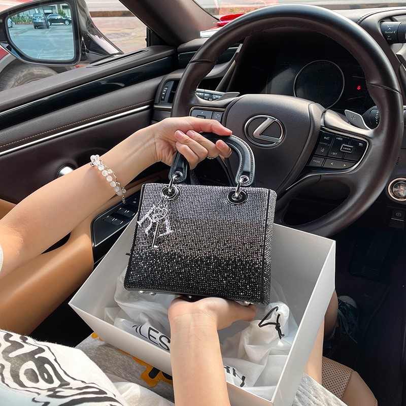 Women's handbag 2024 new high- - Interior Design High End reseña y precio