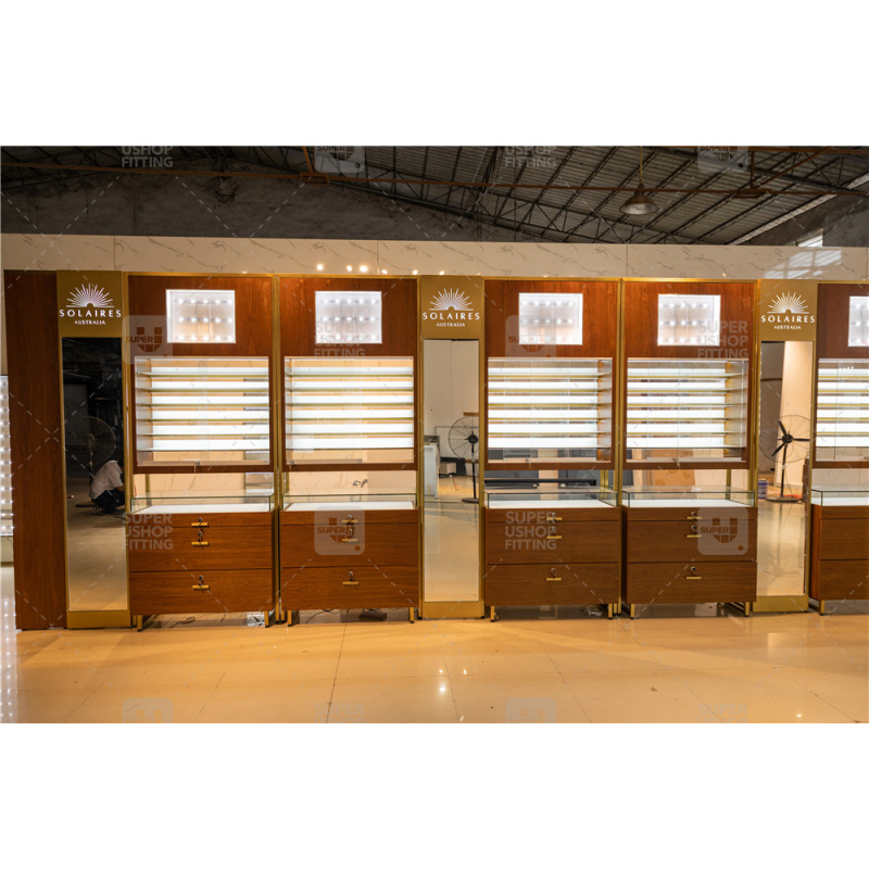 custom.Custom Retail Eyewear S - Interior Design Retail reseña y precio