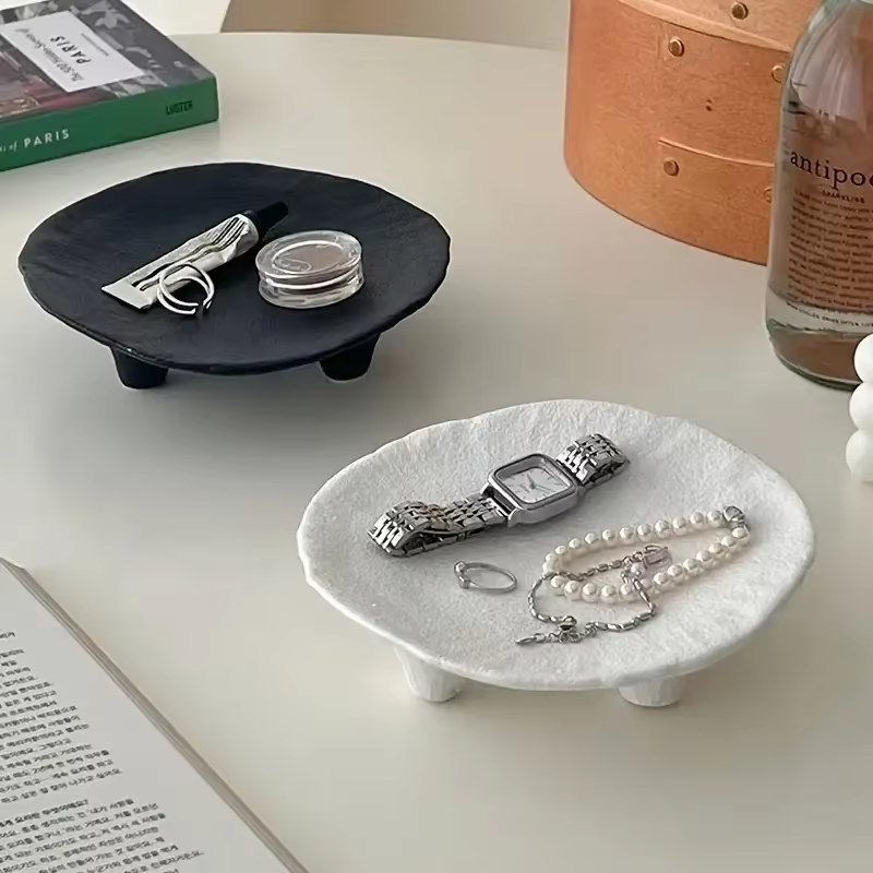 Creative Ceramic Jewelry Tray  - Interior Design Book reseña y precio