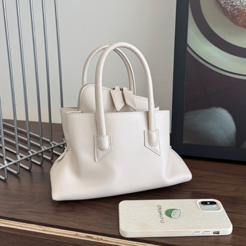 Brand Irregularly Shaped Women - Interior Design High End reseña y precio